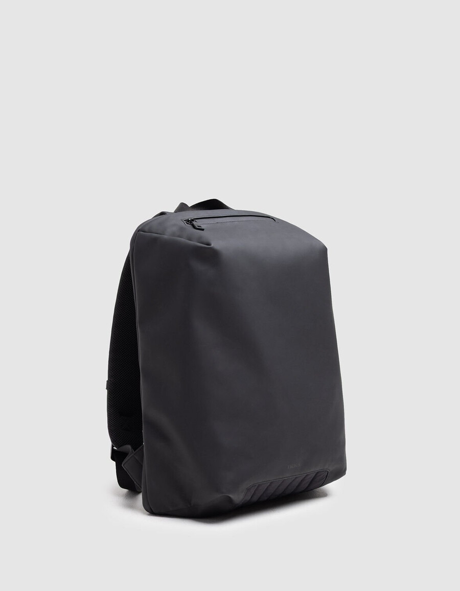 mochila de nailon negra con efecto goma para hombre