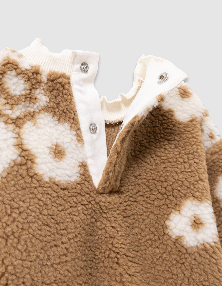 sudadera sherpa beige con estampado floral para niña