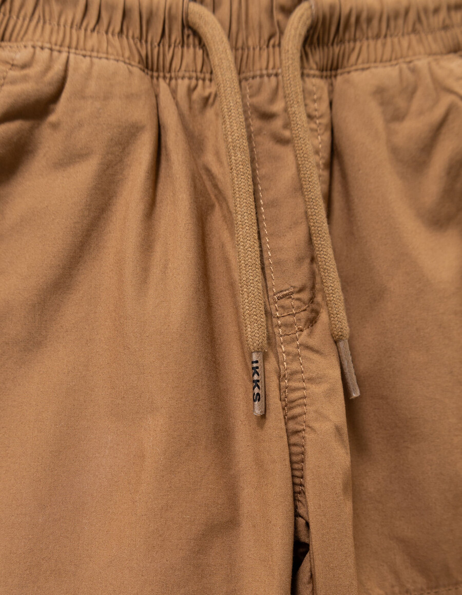 pantalones con forro de camello y cintura elástica para niño