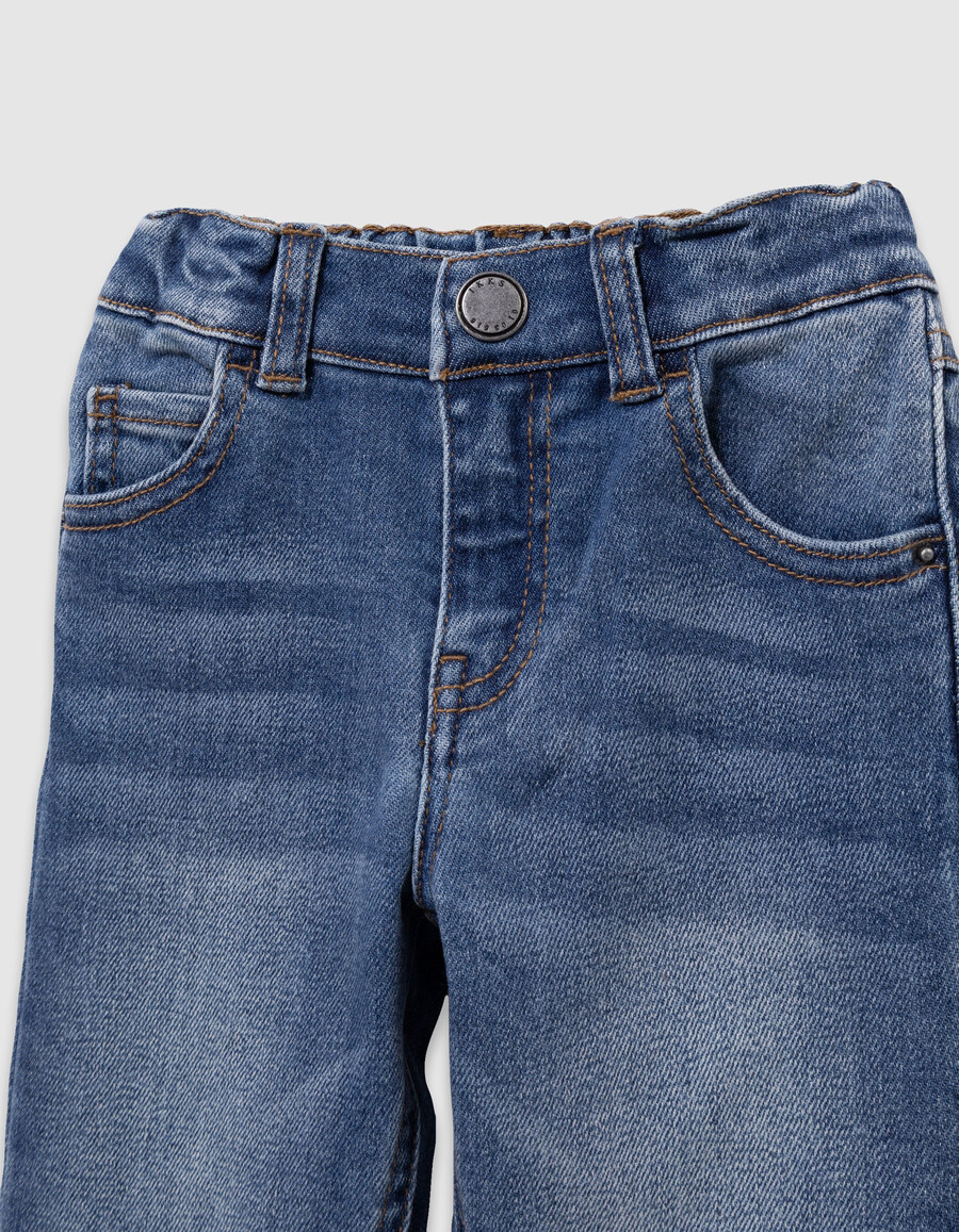 vaqueros azules relajados para niño