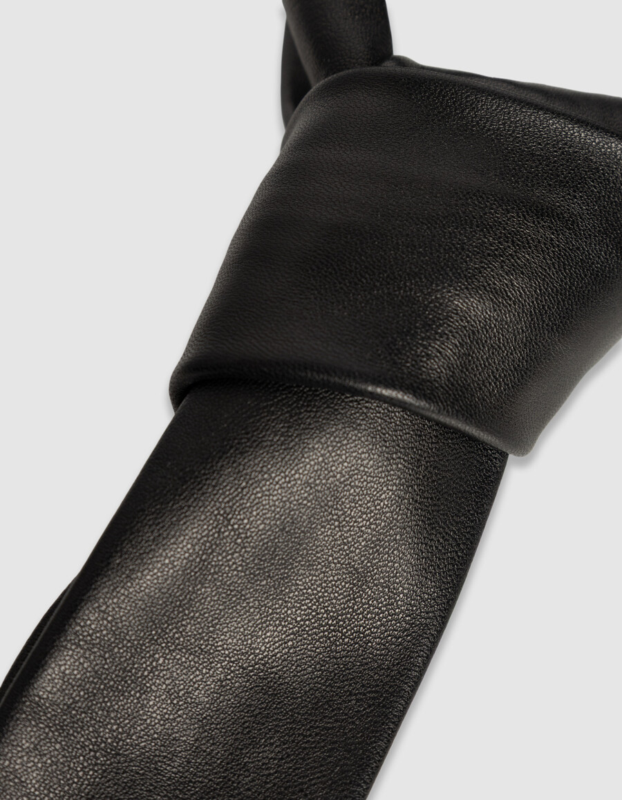 corbata de cuero negra para mujer