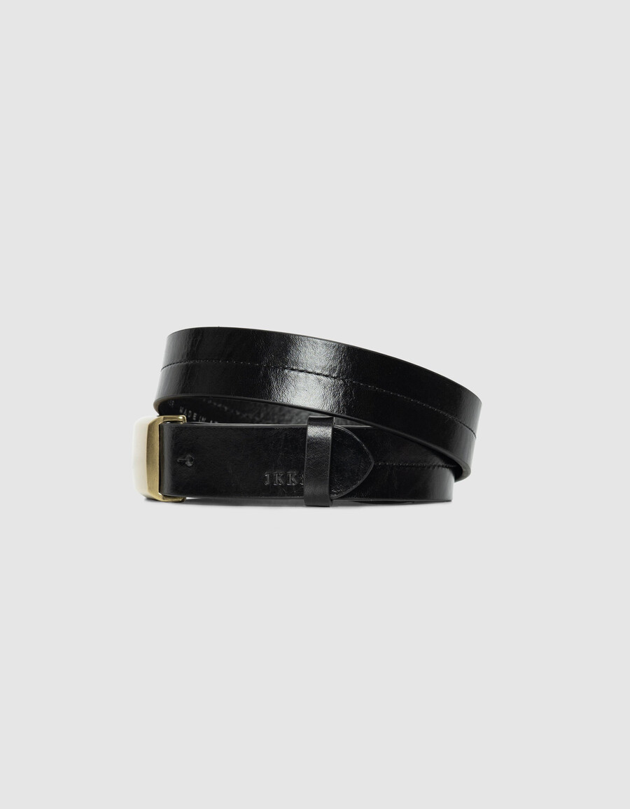 cinturón de cuero negro para mujer con hebilla de metal amarillo