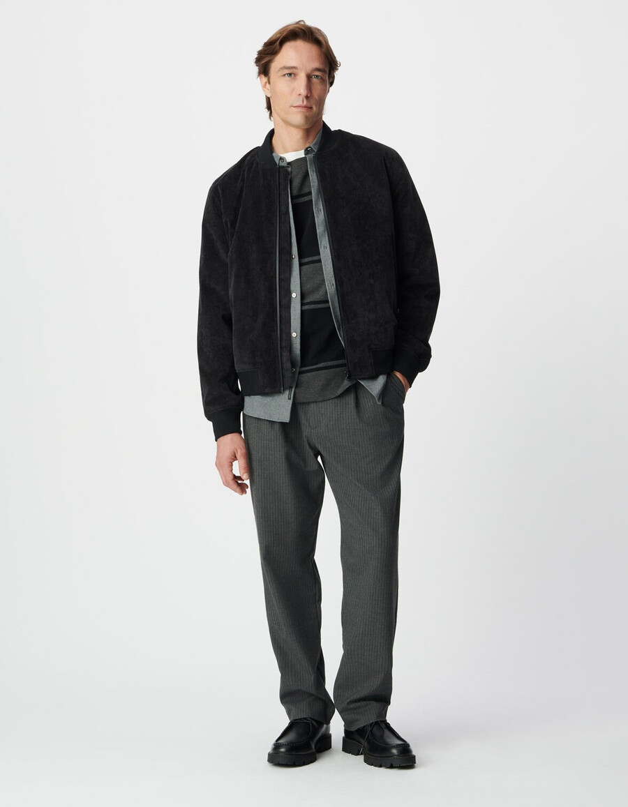 chaqueta impermeable de terciopelo acolchado negro para hombre