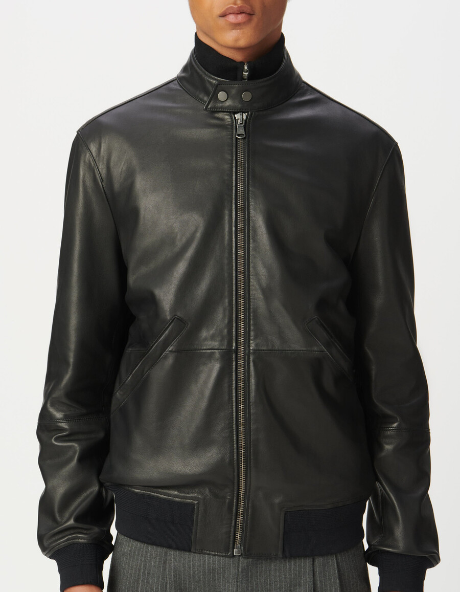 chaqueta de cuero negra para hombre con ribete acanalado