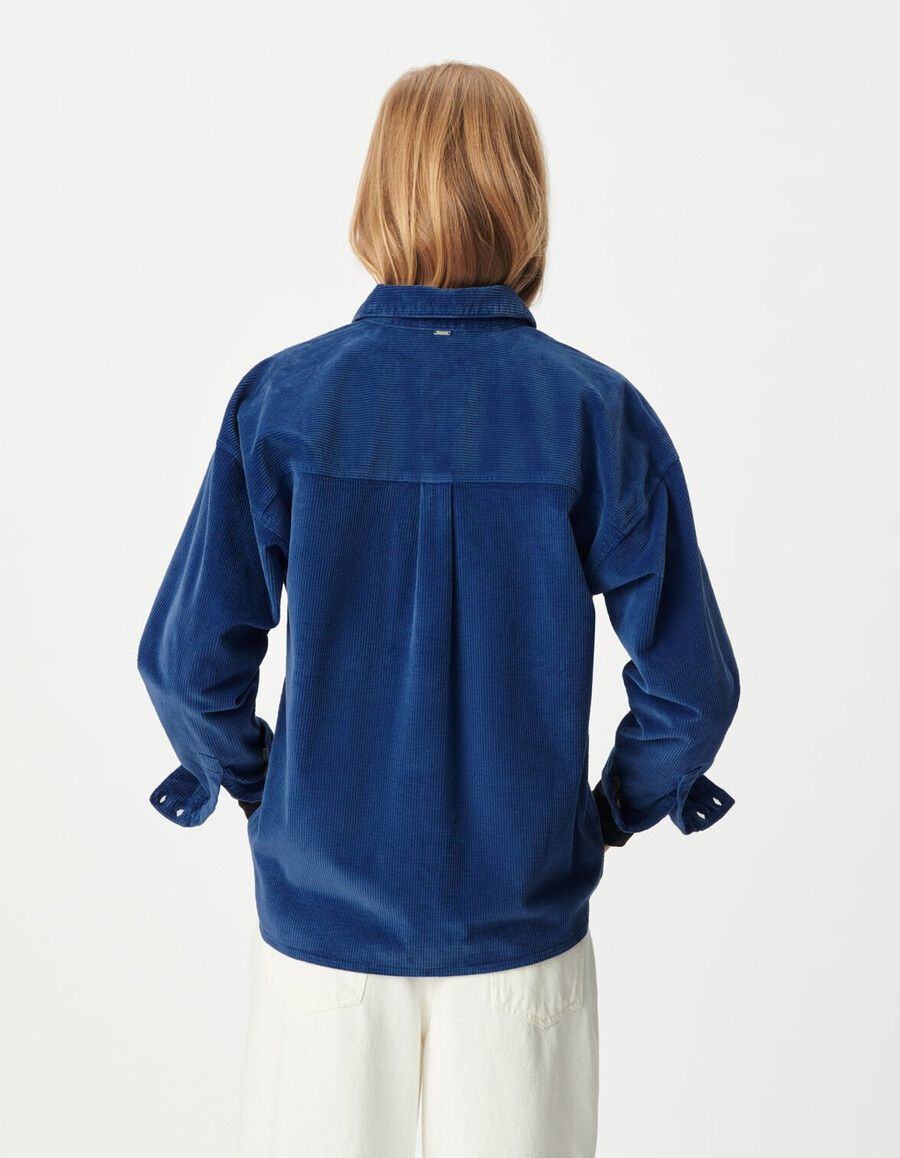 camisa de pana azul para mujer