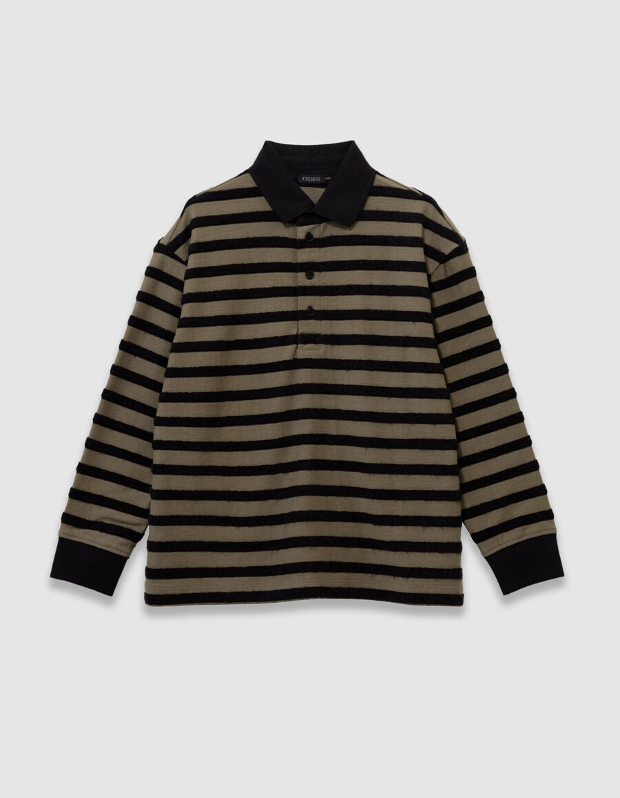 polo de manga larga para niño color caqui con rayas de terciopelo negro