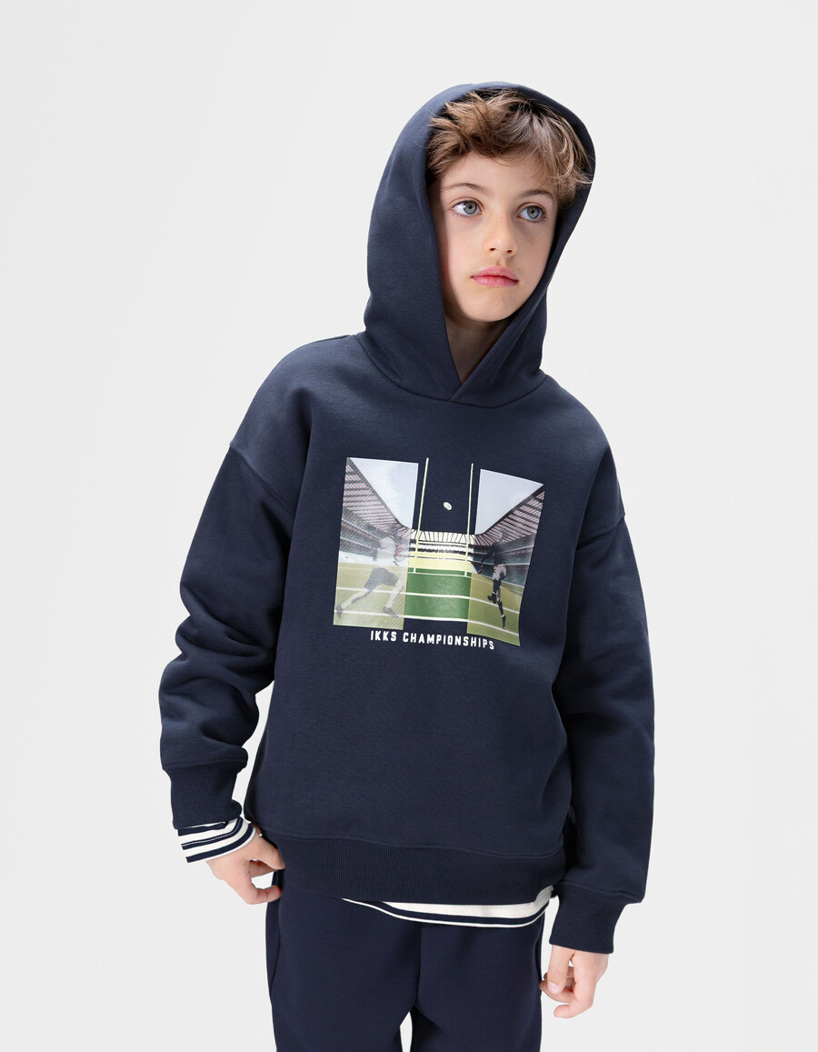 sudadera con capucha azul marino para niño con imagen lenticular