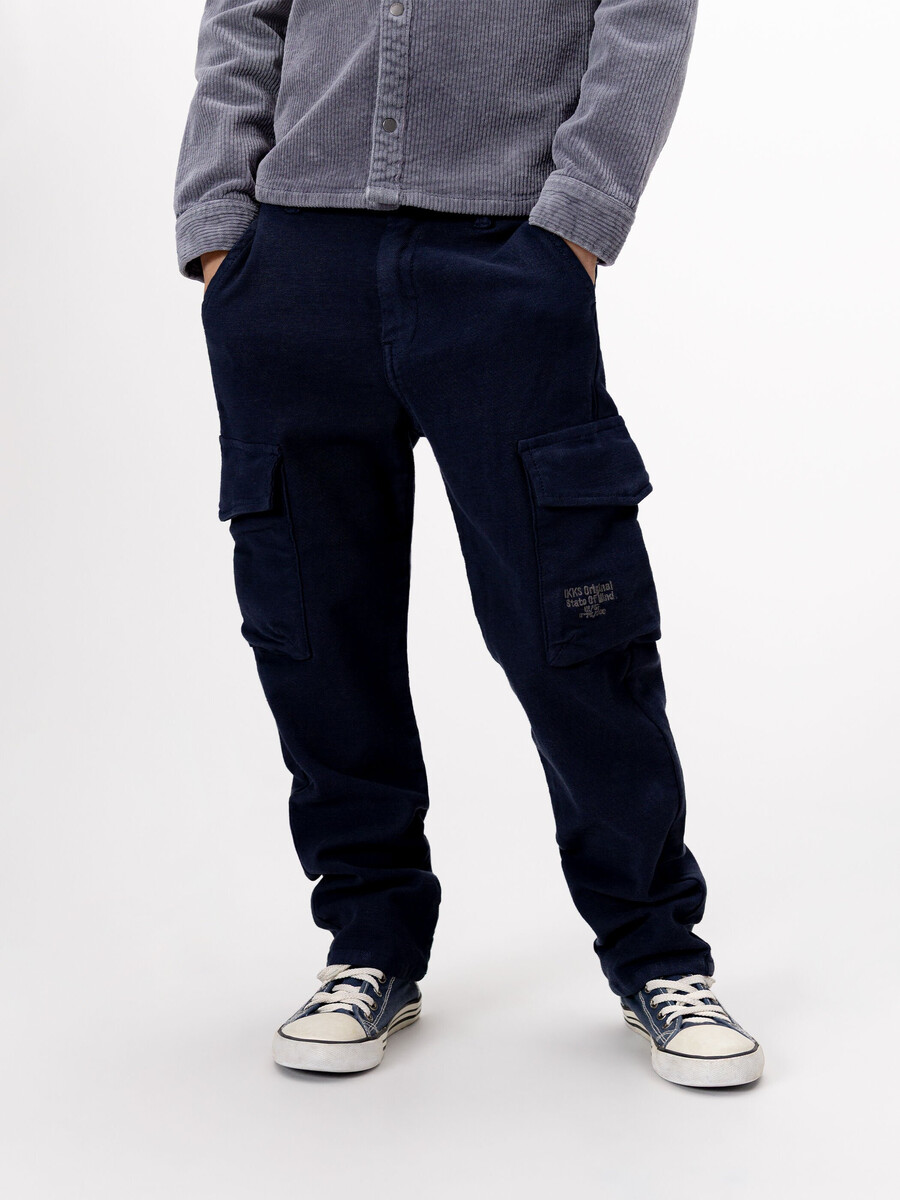 pantalones rectos estilo cargo azul marino para niño