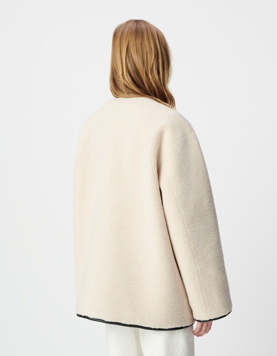 abrigo reversible de sherpa negro y crudo para mujer