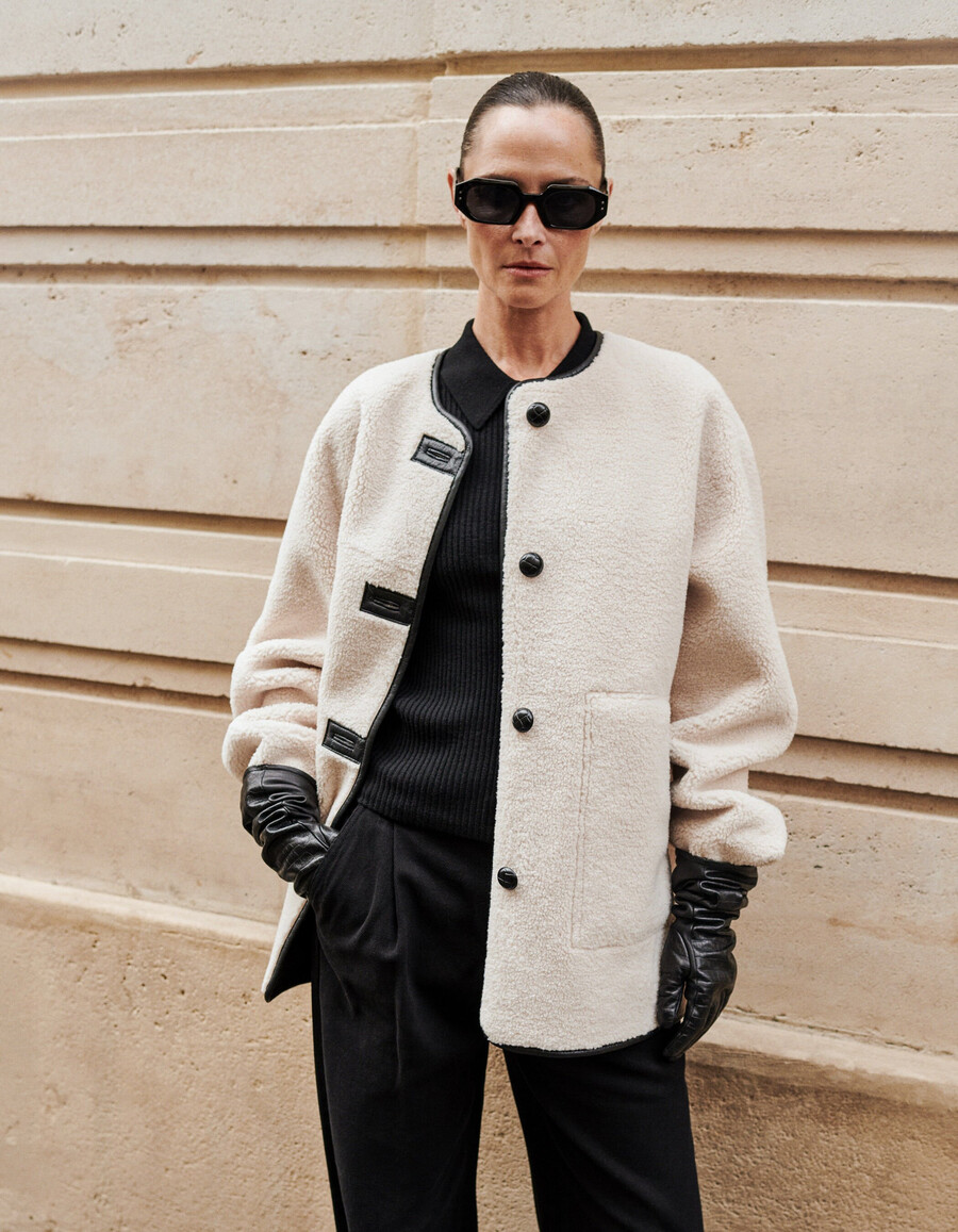 abrigo reversible de sherpa negro y crudo para mujer
