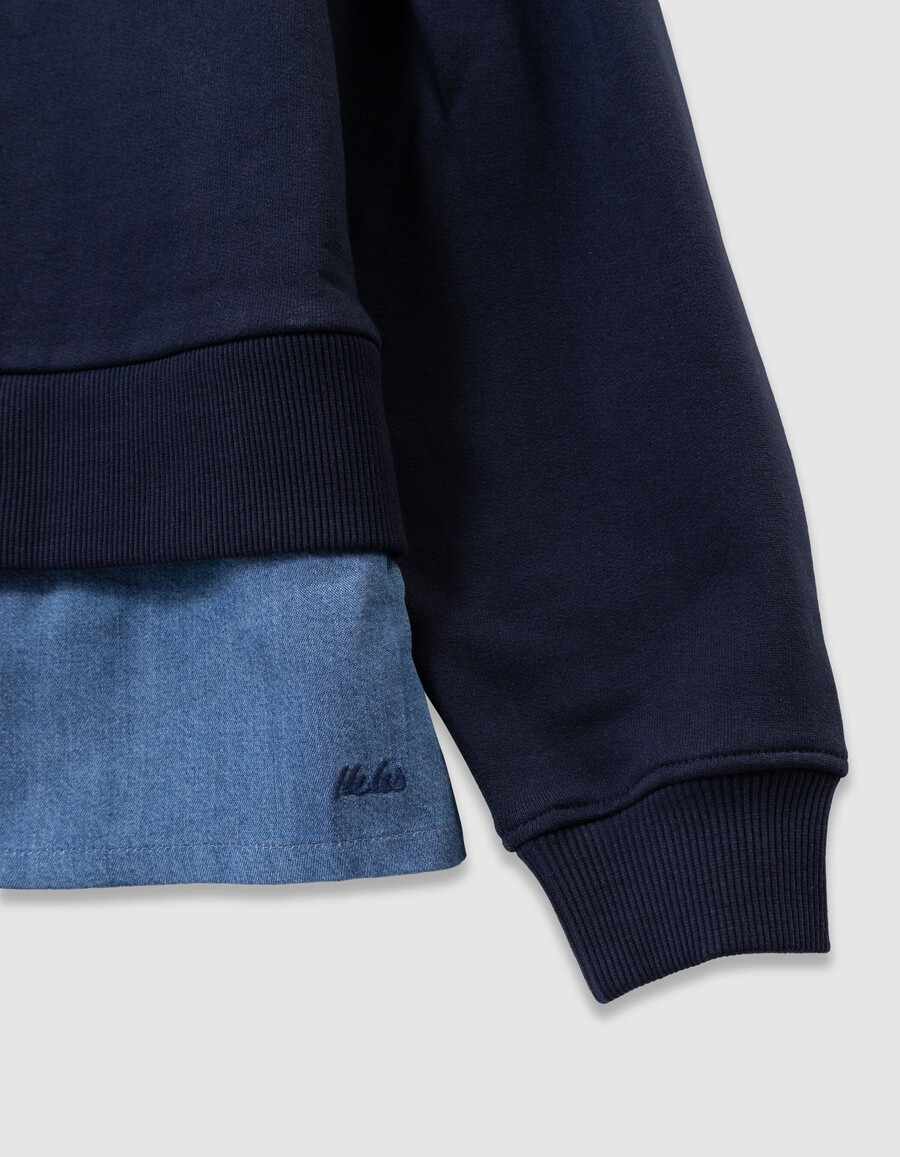 sudadera azul marino con estampado de trampantojo para niña
