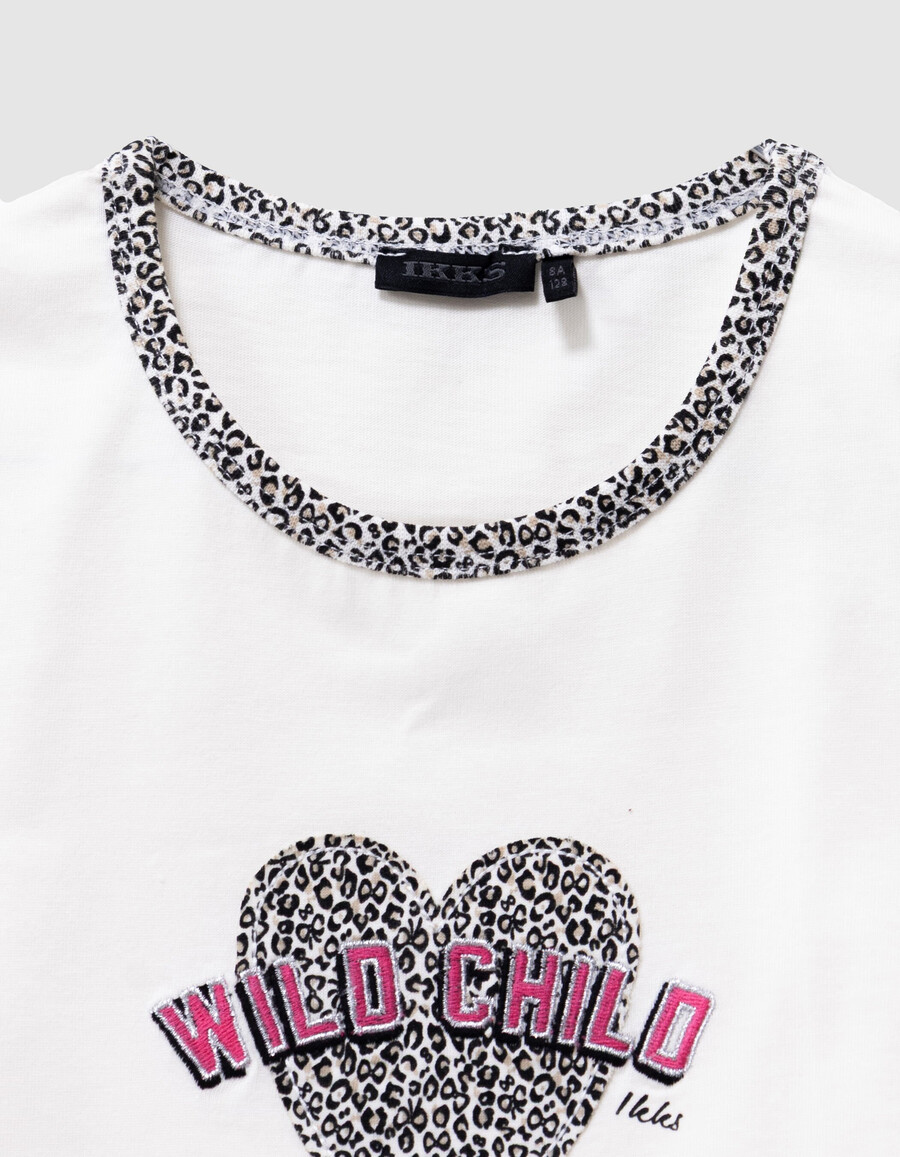 camiseta de algodón orgánico color crudo para niña con estampado de lazo de leopardo