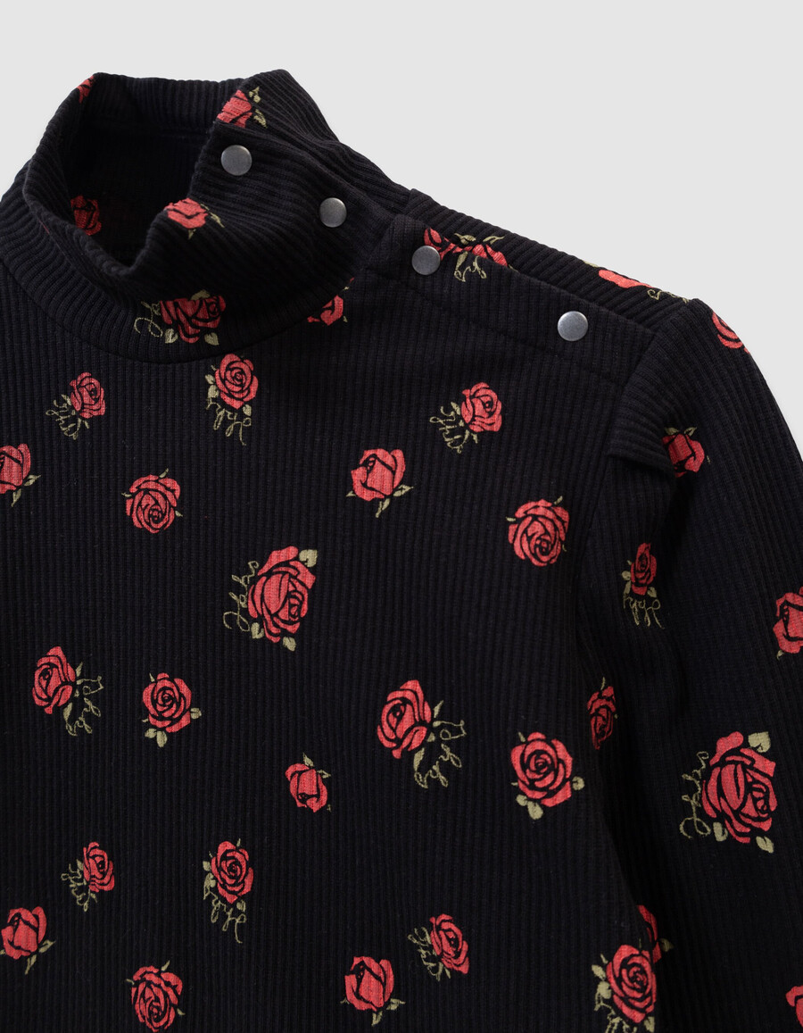 camiseta de manga larga acanalada negra para niña con estampado de rosas