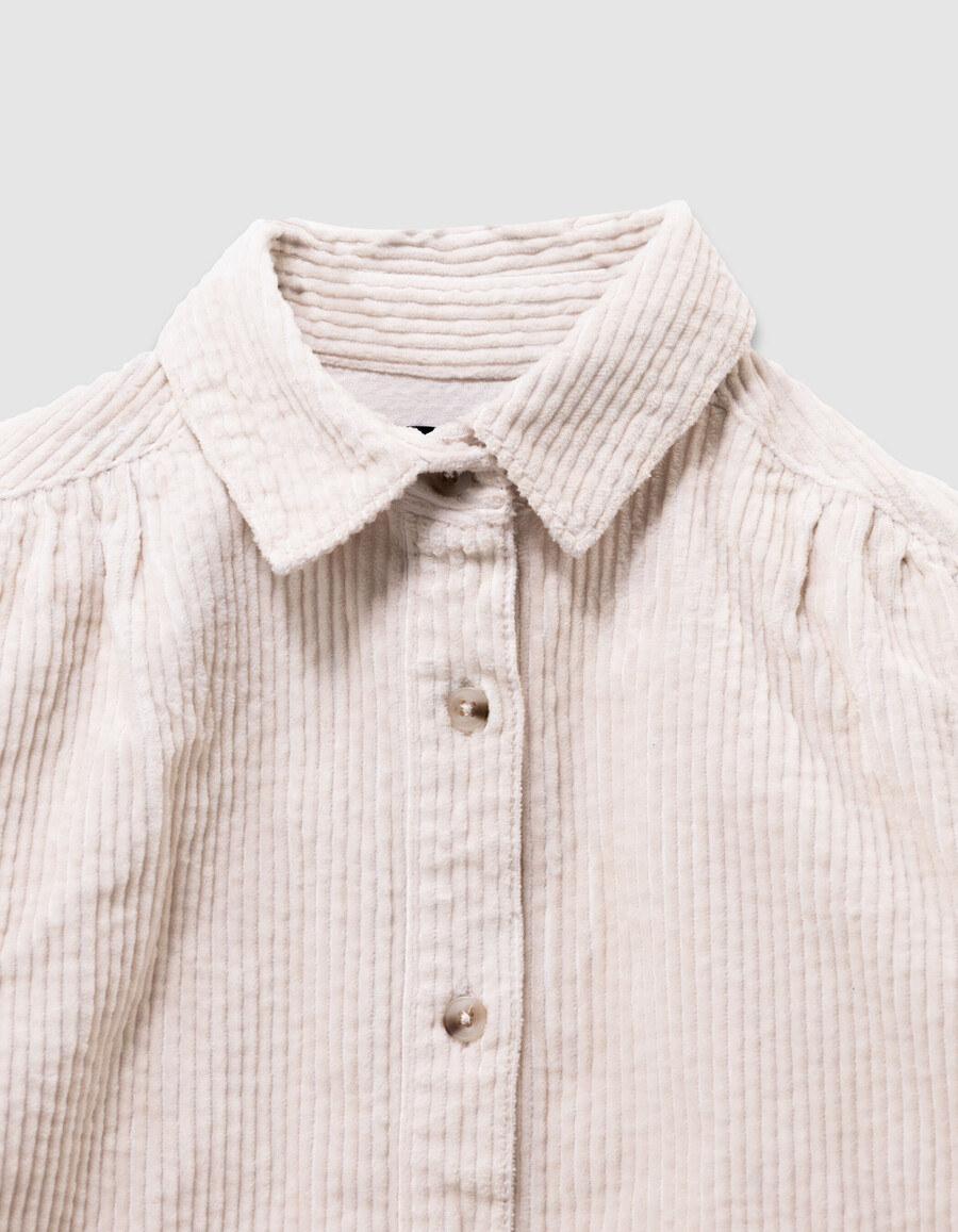 camisa de pana color crudo para niña