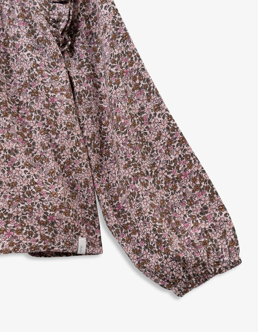 blusa rosa para niña con estampado de flores otoñales