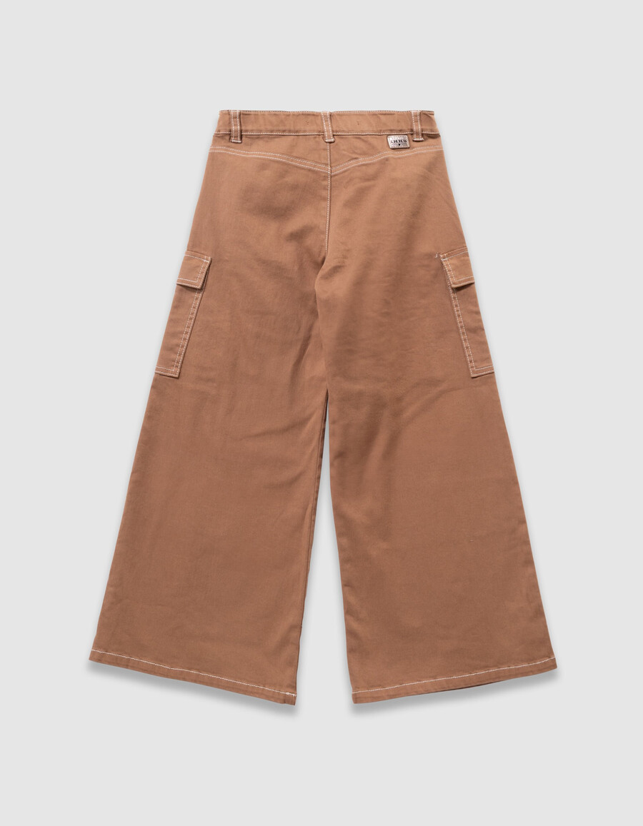 vaqueros anchos estilo cargo color camel para niña