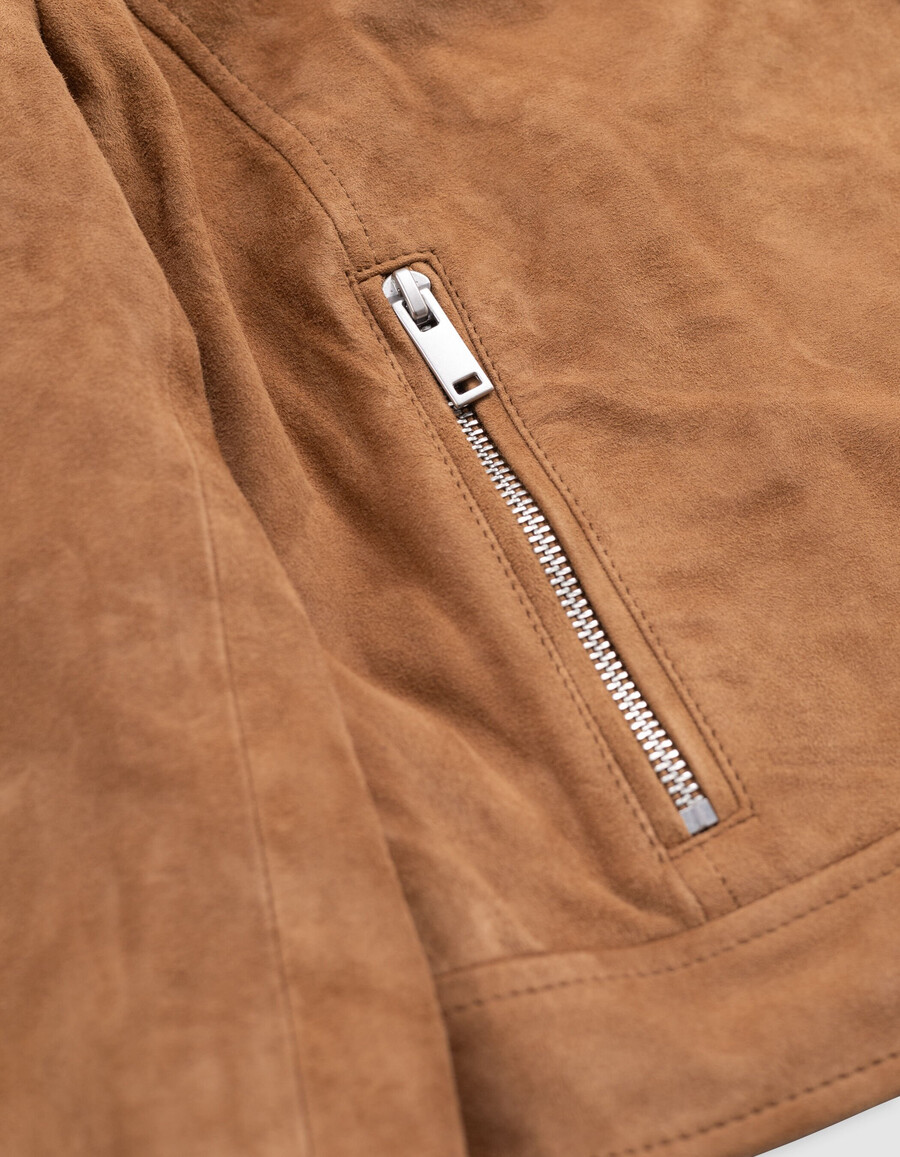 chaqueta biker de terciopelo y piel de camello para mujer