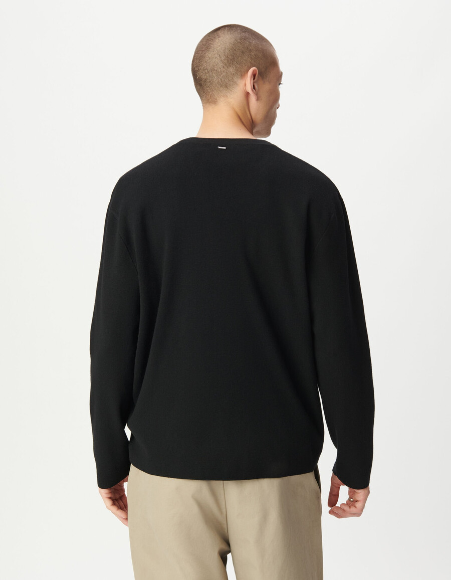 cárdigan de punto negro con botones para hombre
