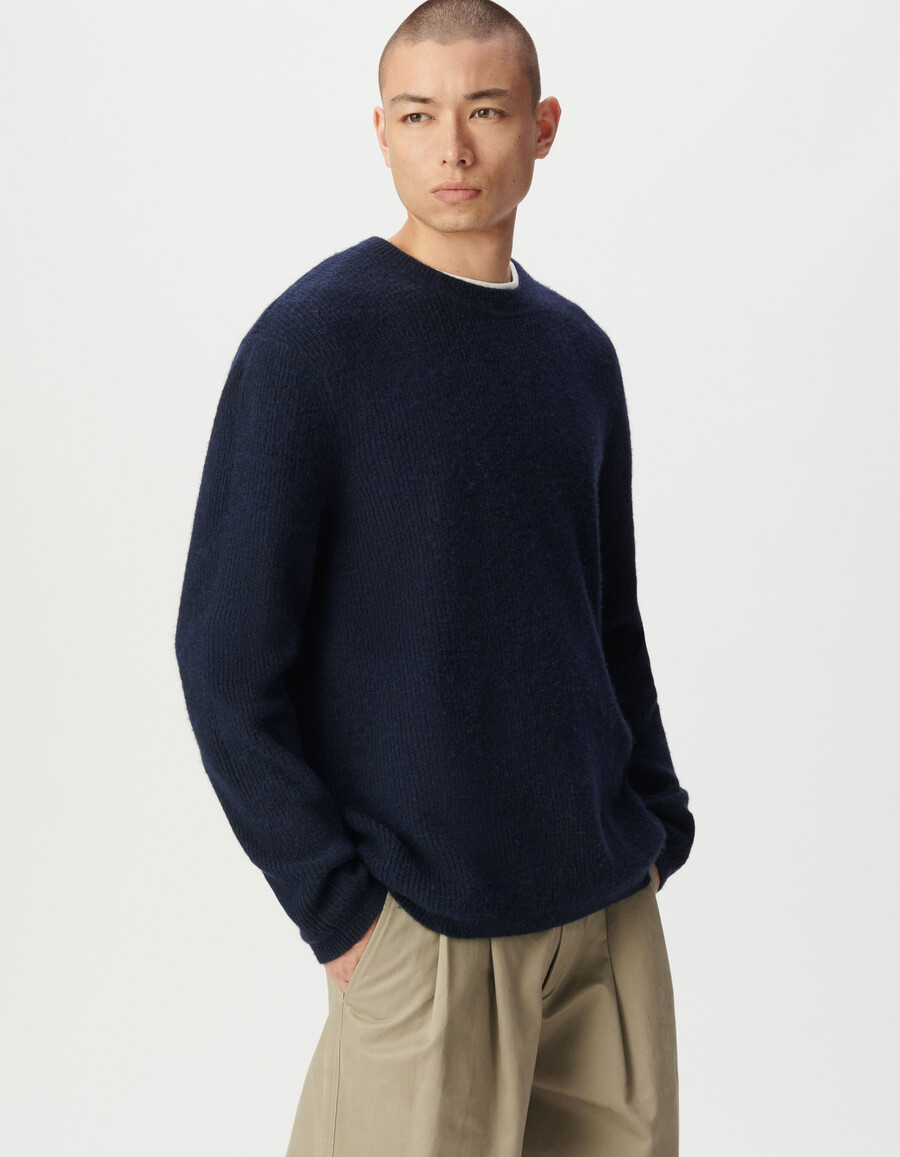 suéter de invierno de punto azul esponjoso para hombre
