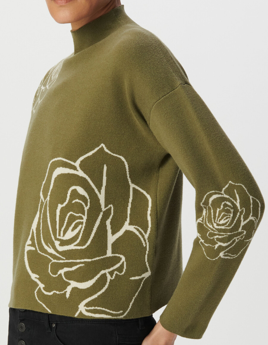 suéter de cuello alto de punto jacquard con rosas verdes para mujer