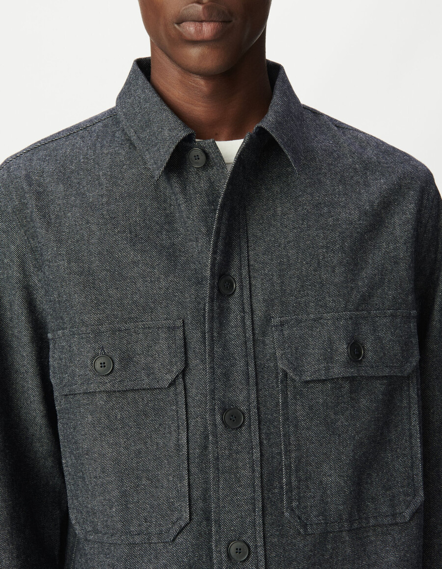 camisa de lona semilisa regular para hombre en azul marino