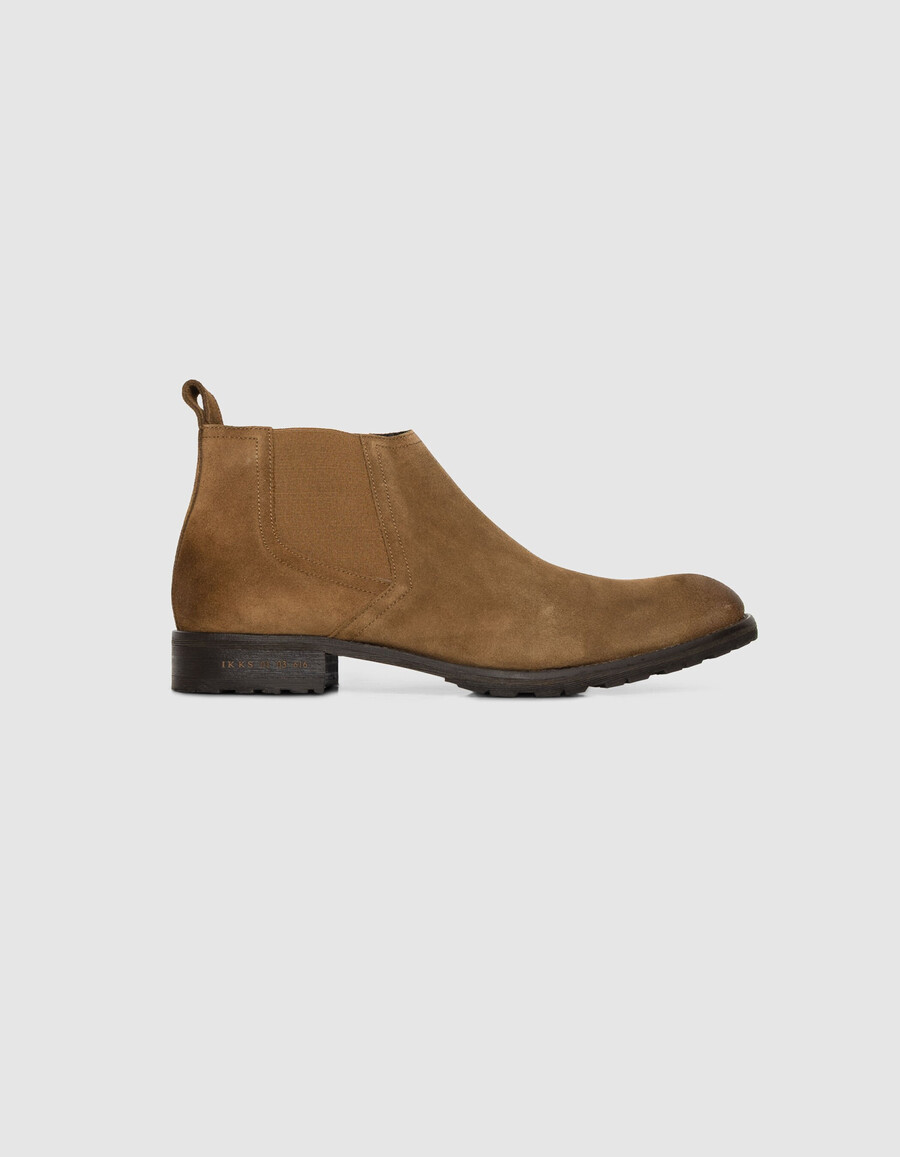 botas chelsea bajas de ante marrón para hombre
