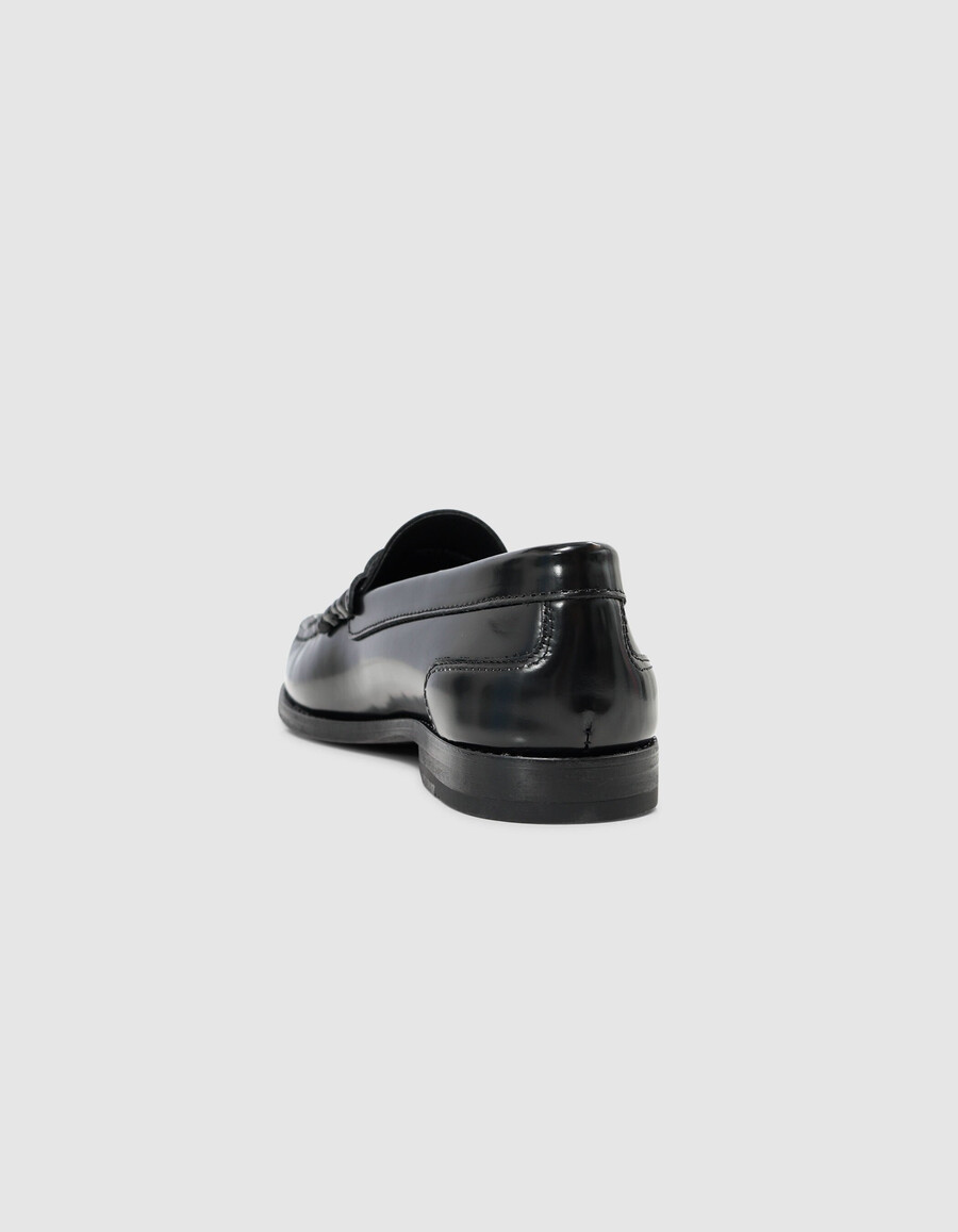 mocasines de piel glacé negra para mujer