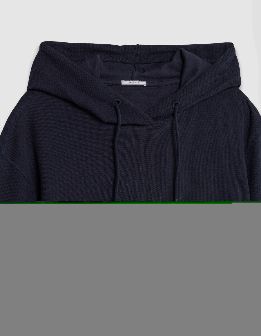 camiseta con capucha de malla con relieve azul marino para hombre