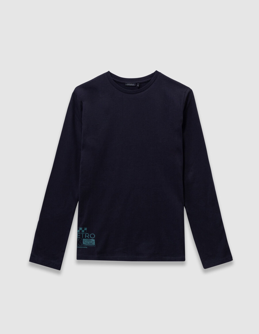 camiseta de algodón orgánico azul marino para niño con imagen de coche en la espalda