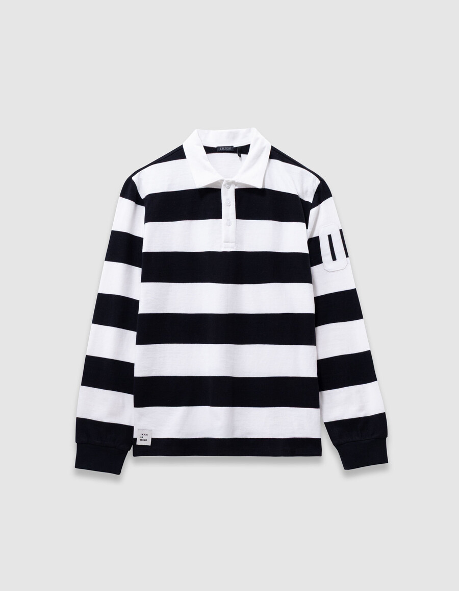 polo negro de manga larga para niño con rayas color crudo