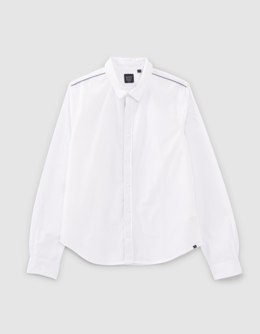 camisa blanca para niño