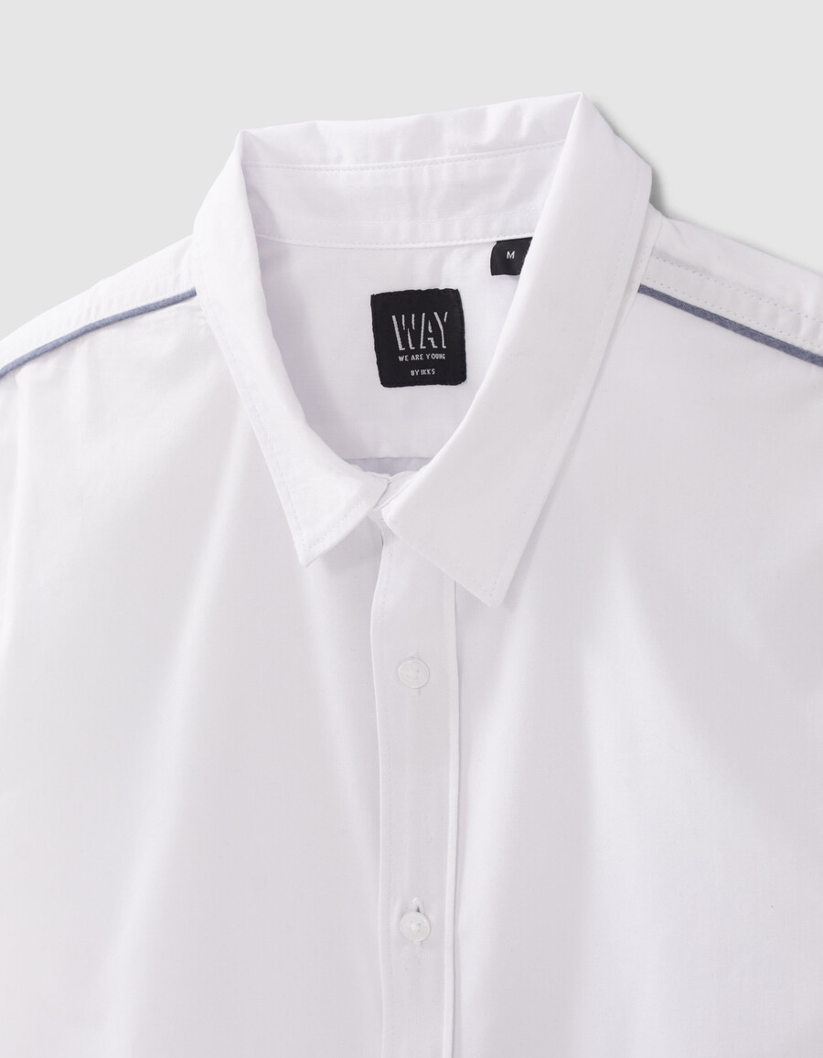 camisa blanca para niño