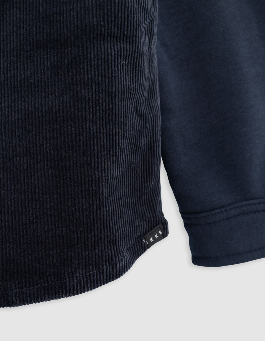 camisa con capucha de dos capas azul marino para niño