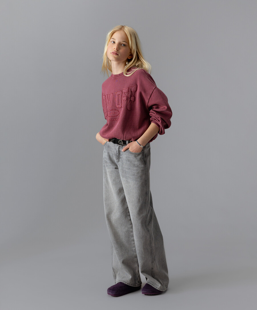 sudadera burdeos para niña con letras bordadas talla xl