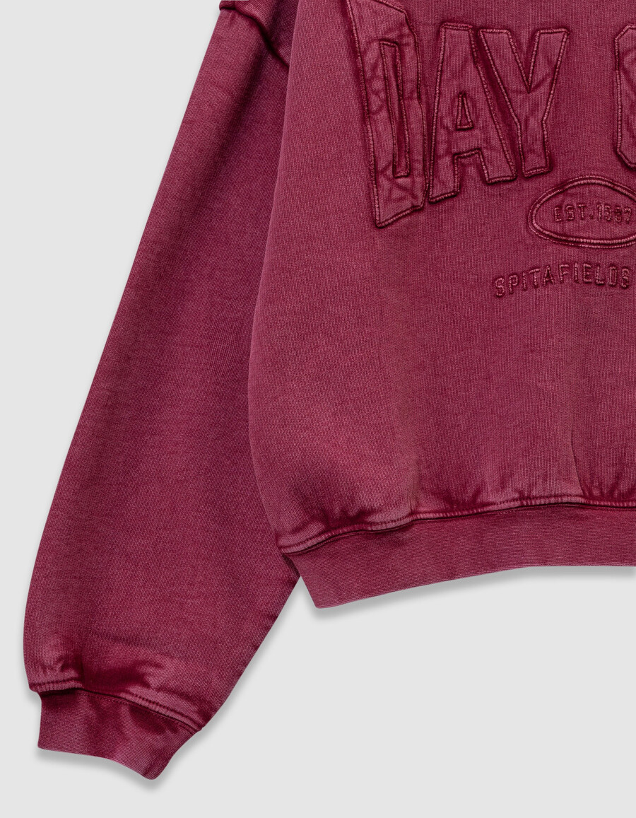 sudadera burdeos para niña con letras bordadas talla xl