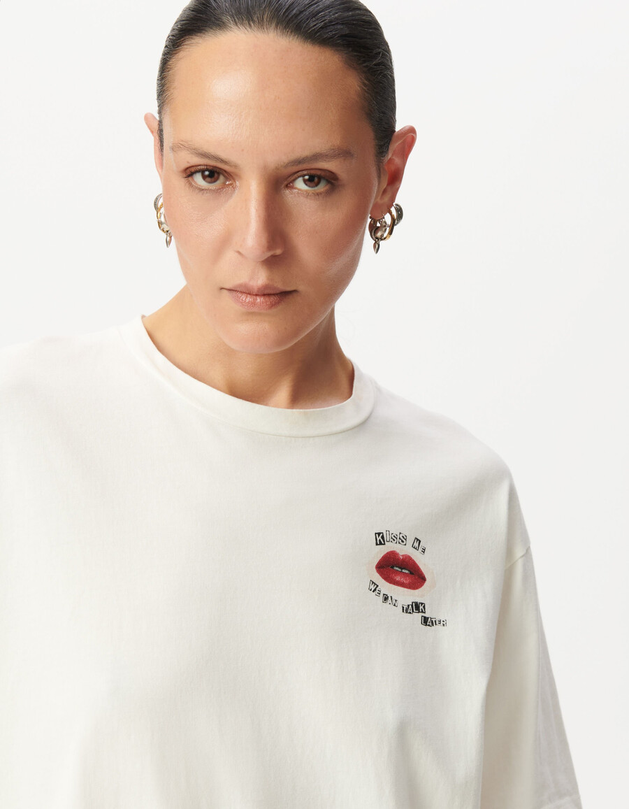 camiseta visual blanca