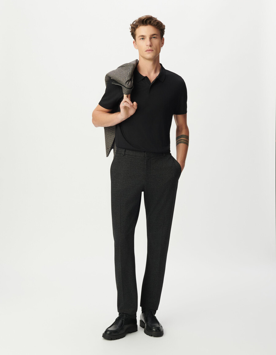 joggers ajustados de punto semiliso negros para hombre