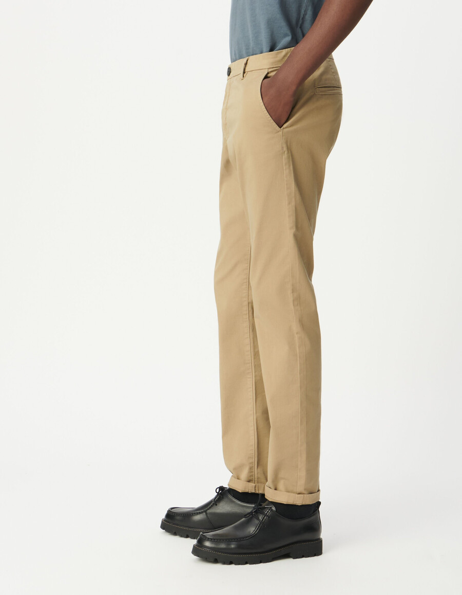 pantalones chinos rectos ajustados beige para hombre